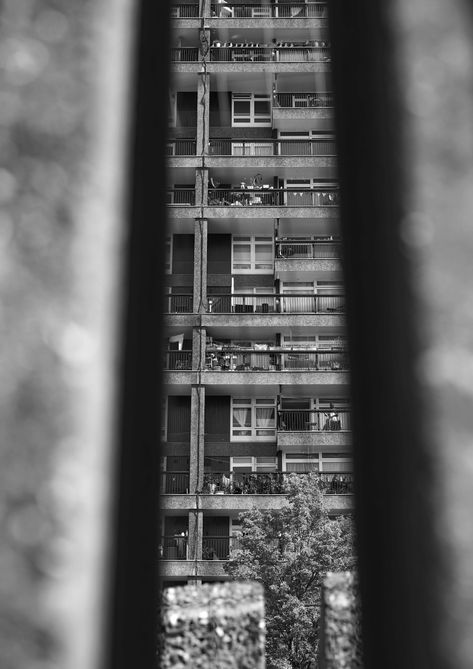 TRELLICK TOWER - TIGHT ANGLES