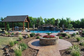 Backyard Oasis Ideas with a Pool