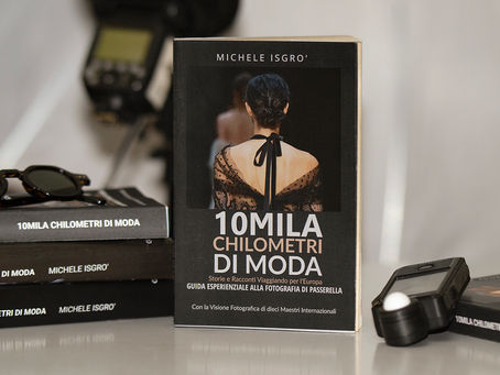 Perché una nuca e non una sfilata intera? La storia della mia copertina.