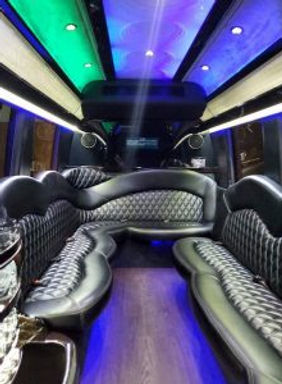 MB-Limo Sprinter 3-INT down middle seats.jpg