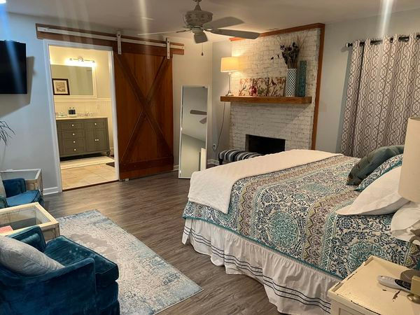 crown-NPH master bedroom1