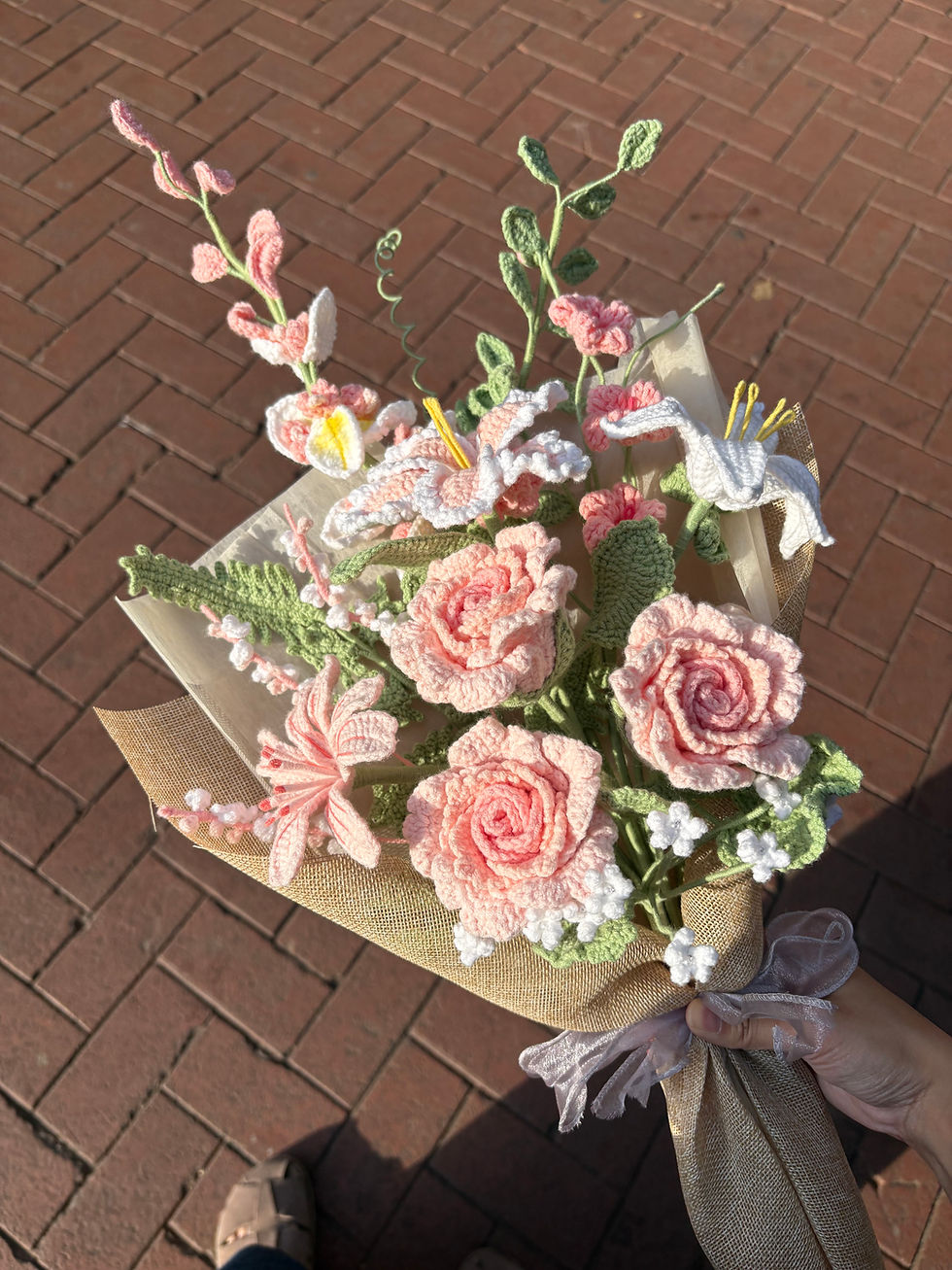 Thumbnail: Crochet pink rose bouquet