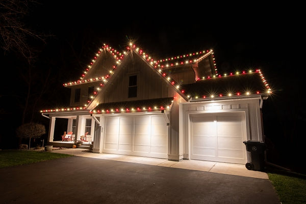 Holiday lighting Woburn