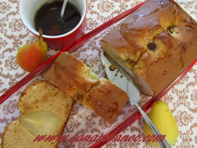 کیک بادام و گلابی درسته