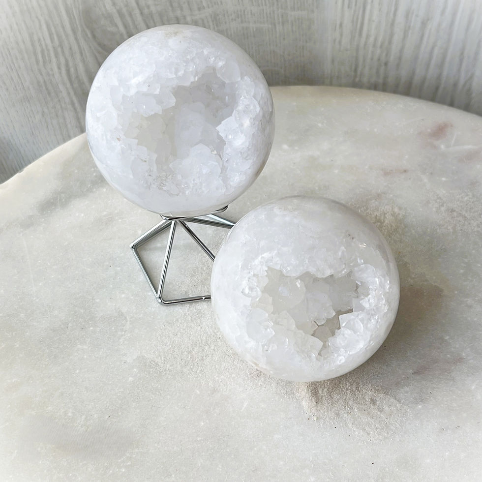 Thumbnail: Quartz Geode Spheres – Morocco