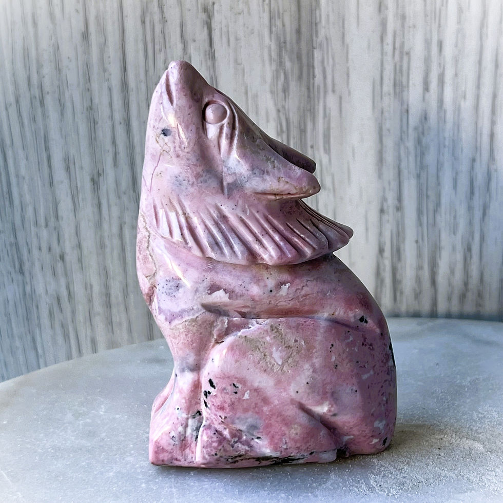 Thumbnail: Rhodonite Howling Wolf