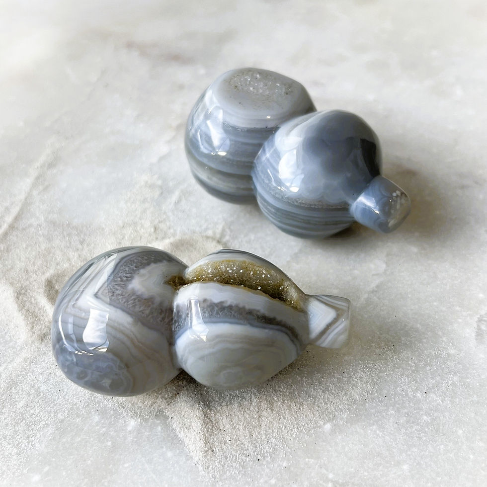 Thumbnail: Druzy Agate Hulu