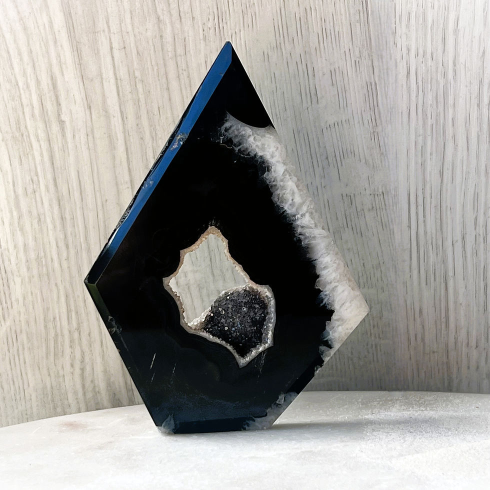 Thumbnail: Black Chalcedony Portal