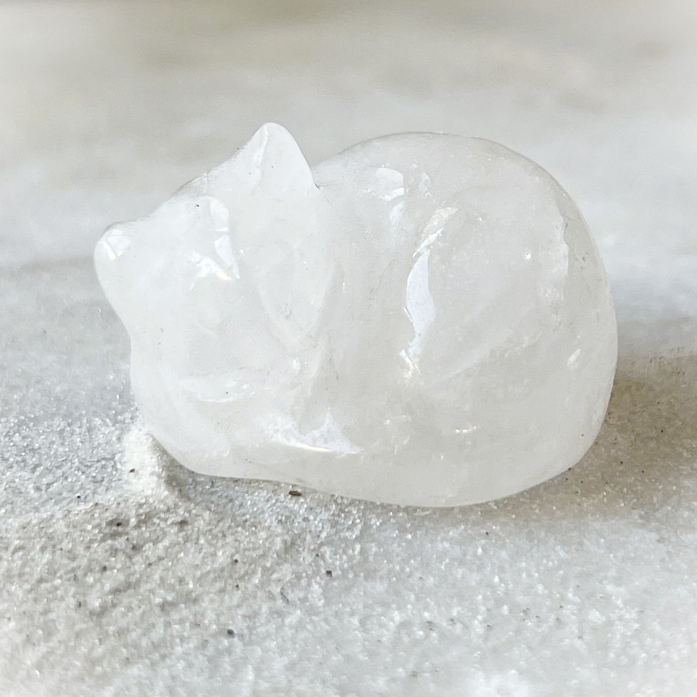 Thumbnail: Clear Quartz Mini Sleeping Cat
