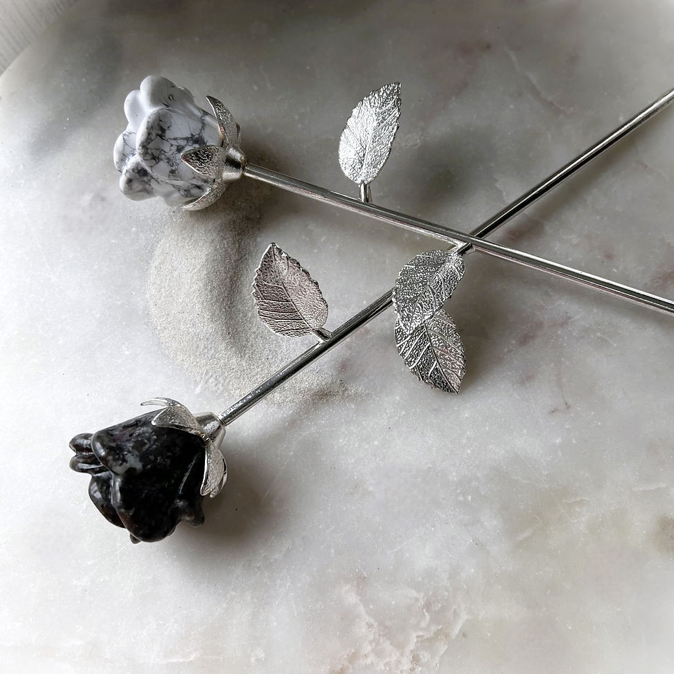 Silver Stem Crystal Rose