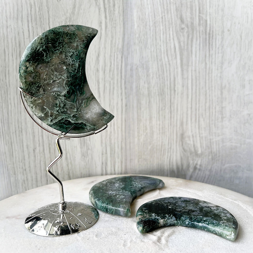 Thumbnail: Moss Agate Moon
