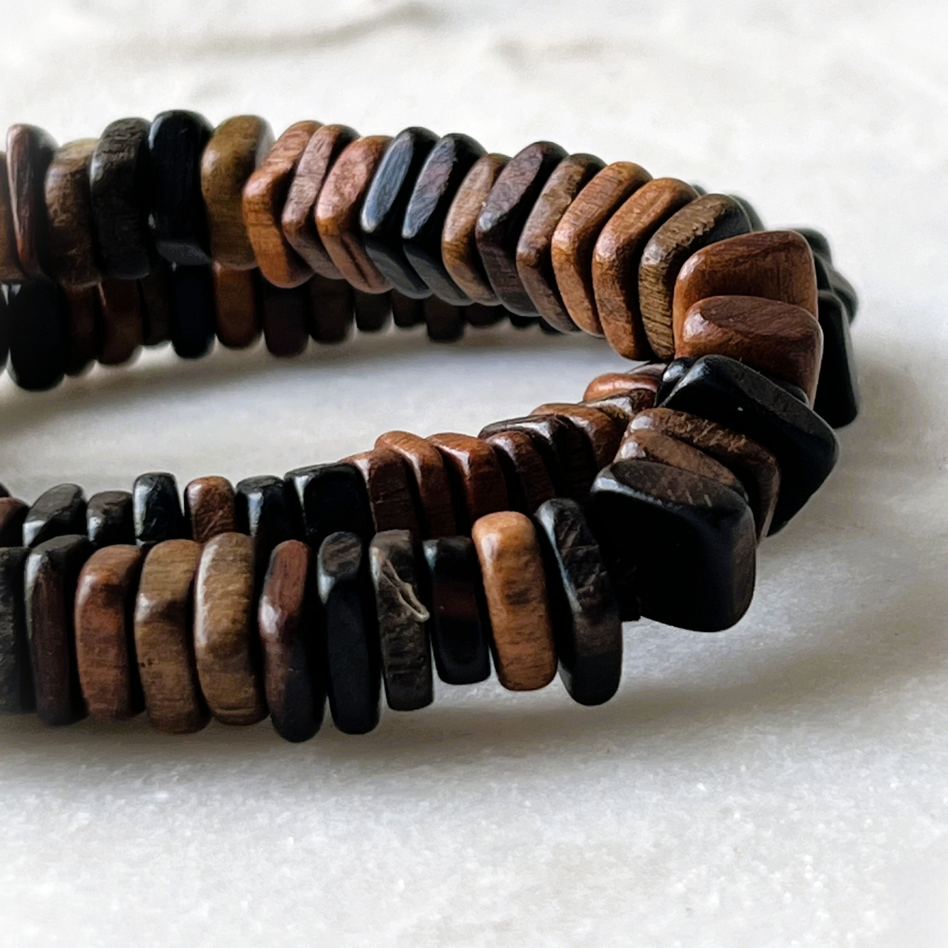 Aquilaria Wood Chip Bead Bracelet
