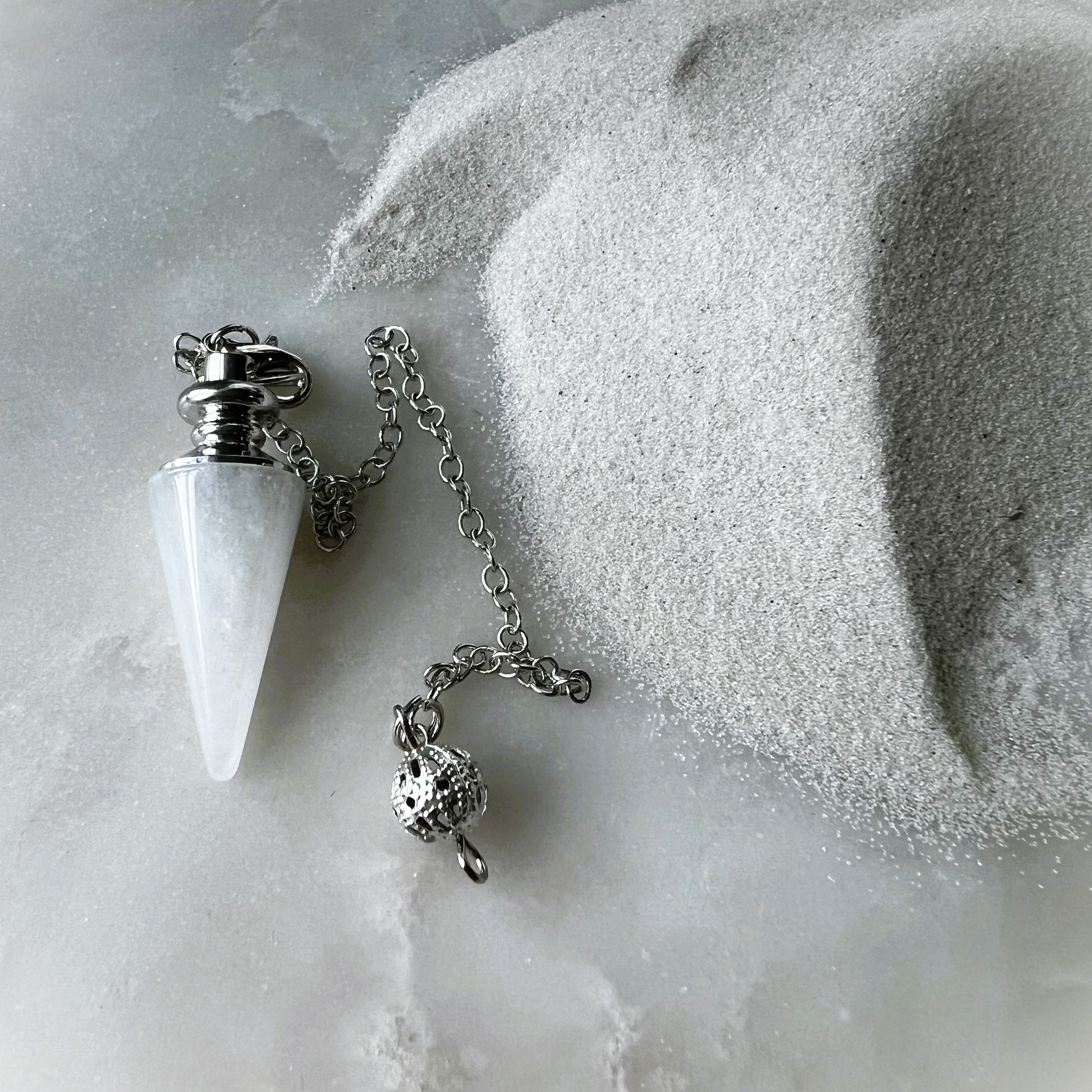 Milky Quartz Pendulum