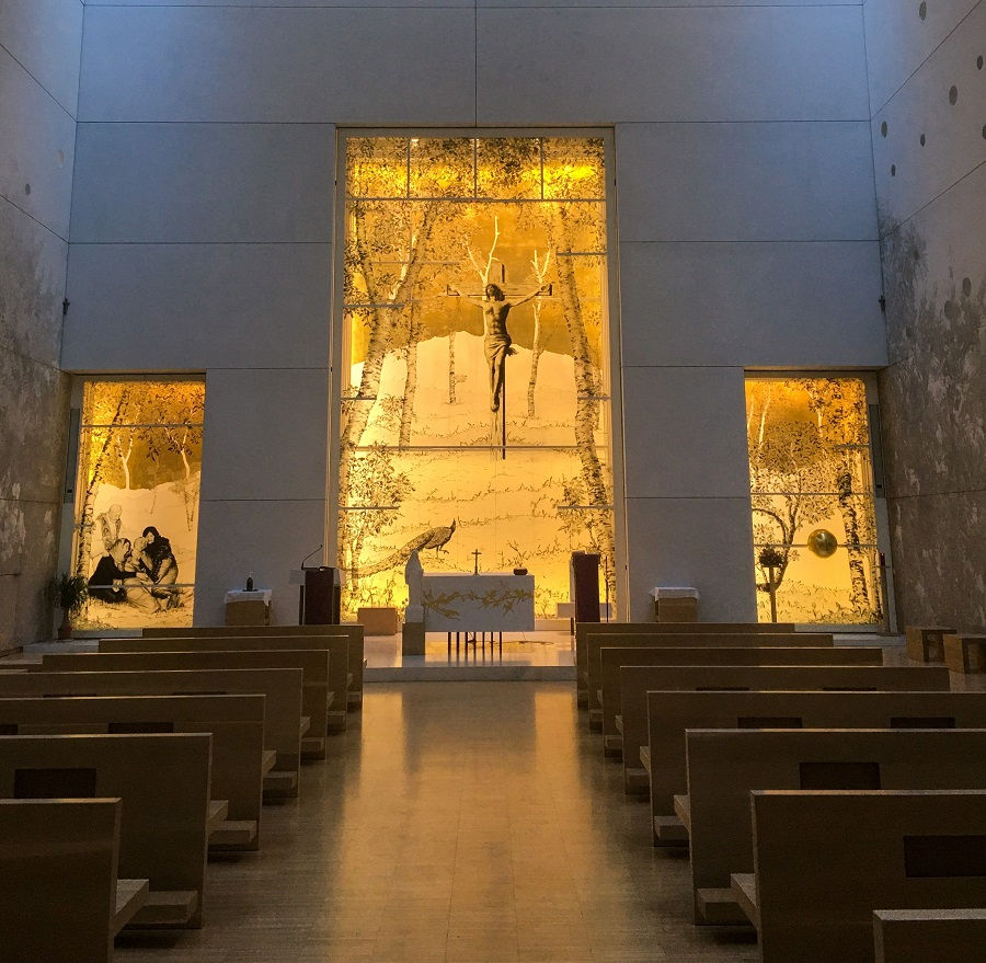 Chiesa di San Giovanni XXIII, interno