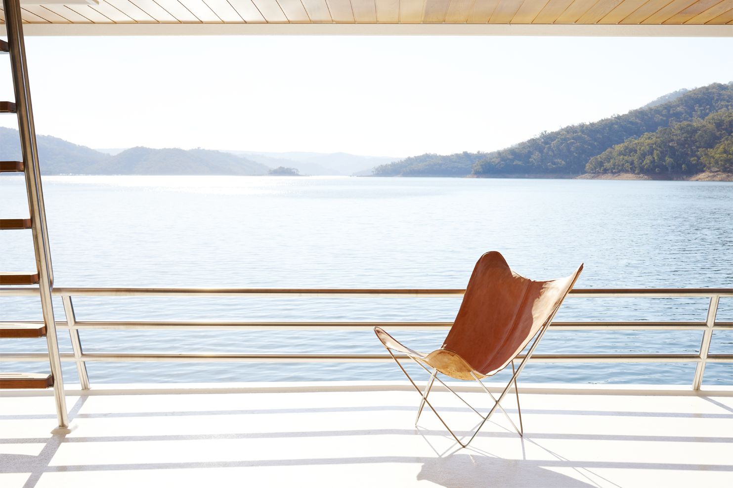 Eildon houseboat