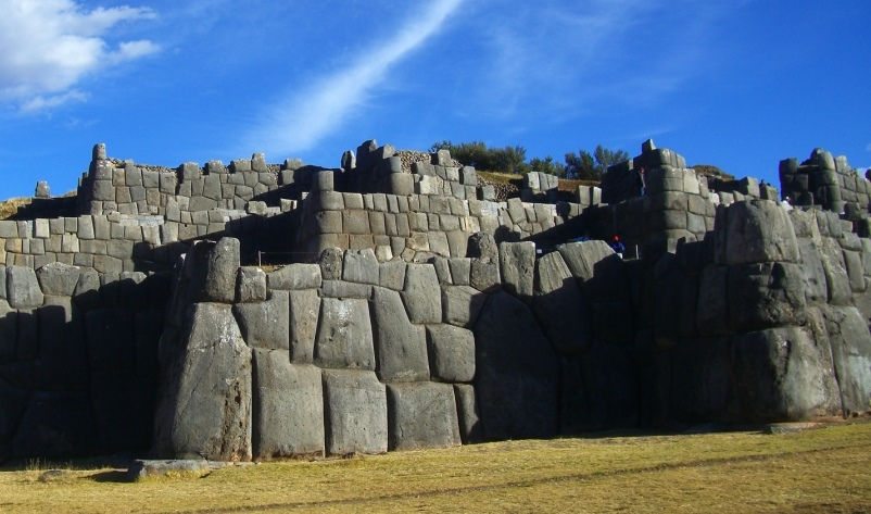 SAQSAYWAMAN - LA CASA DEL SOL