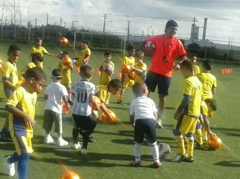 Conocé a la Academia Juega, el nuevo centro formativo de futbolistas de Funes