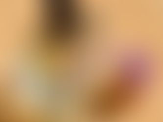 The Art of Compliment-Getting Perfumes: Exploring Scent Profiles