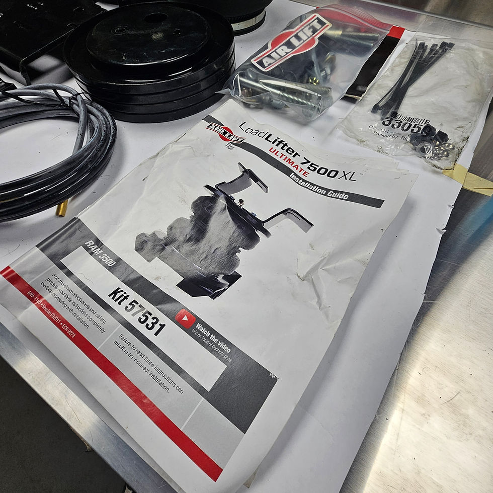 Thumbnail: Air Lift LoadLifter 7500 XL Ultimate Air Helper Springs - Rear Axle