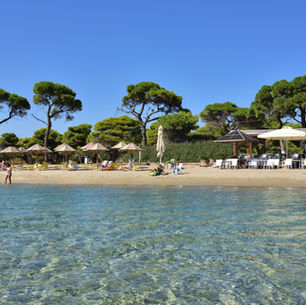 Απολαύστε το καλοκαίρι: Ιδανικοί συνδυασμοί πιάτων με τα κρασιά Zeginis Winery