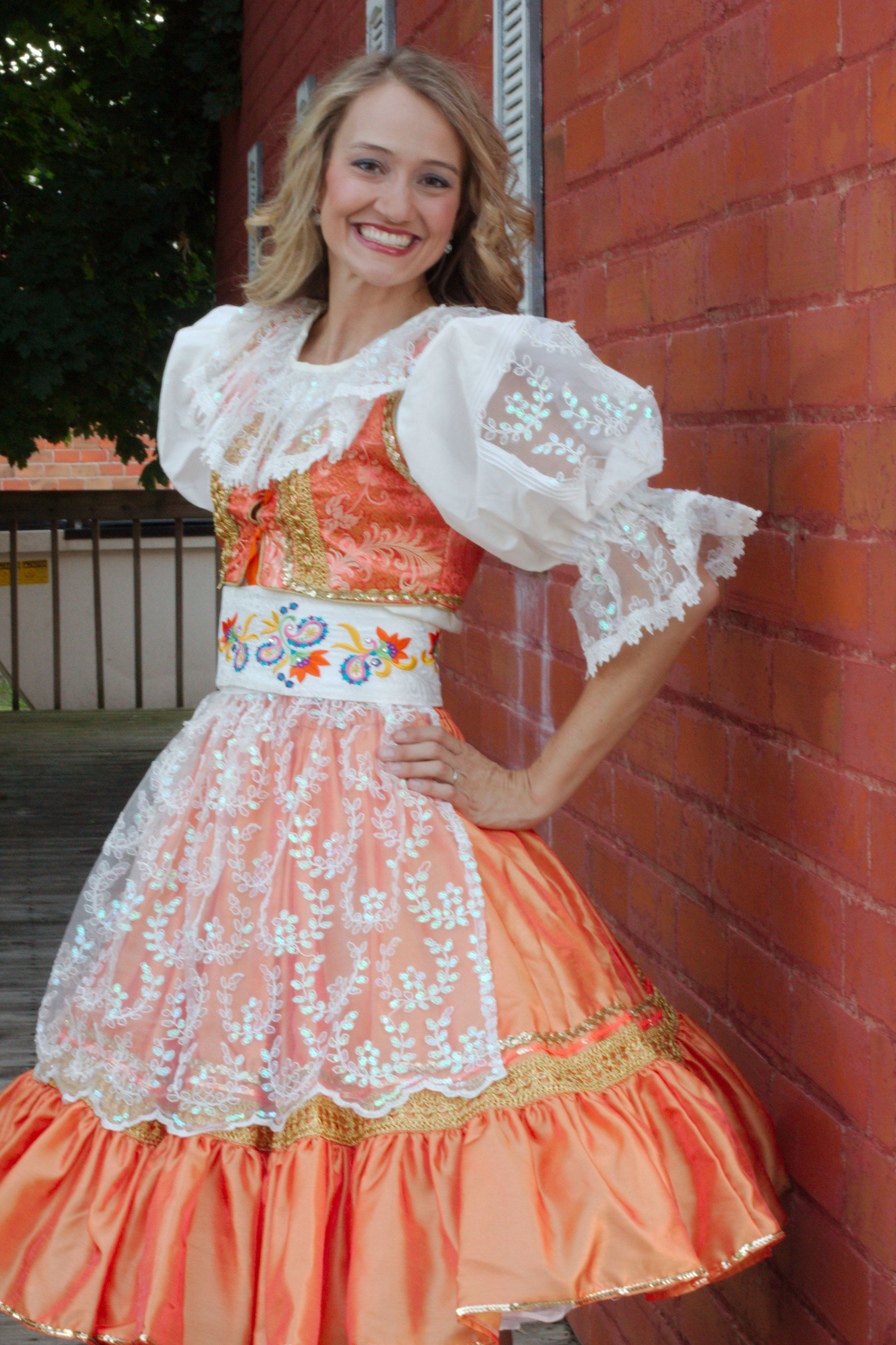 20"x30" photo: Mollie B 3, with FREE optional autograph