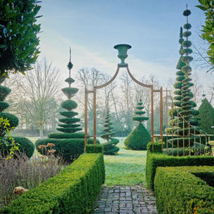 Breath Taking Grounds at Cressy Hall: Country Life Feature