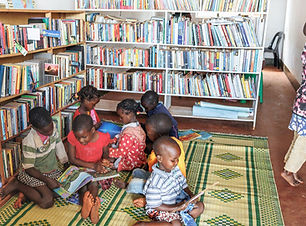 Bookaid Uganda Library_edited_edited.jpg