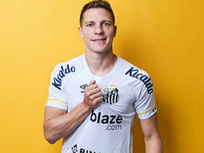 Santos de Brasil anuncia a Julio Furch como refuerzo