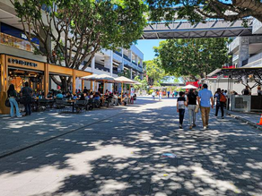 Guadalajara se llenó de centros comerciales, algunos crecieron y otros están semiabandonados