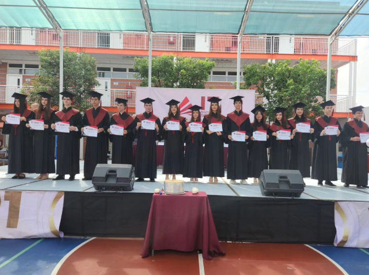 Nuevos Horizontes: Graduados del Instituto Tepeyac Emprenden su Camino hacia el Futuro
