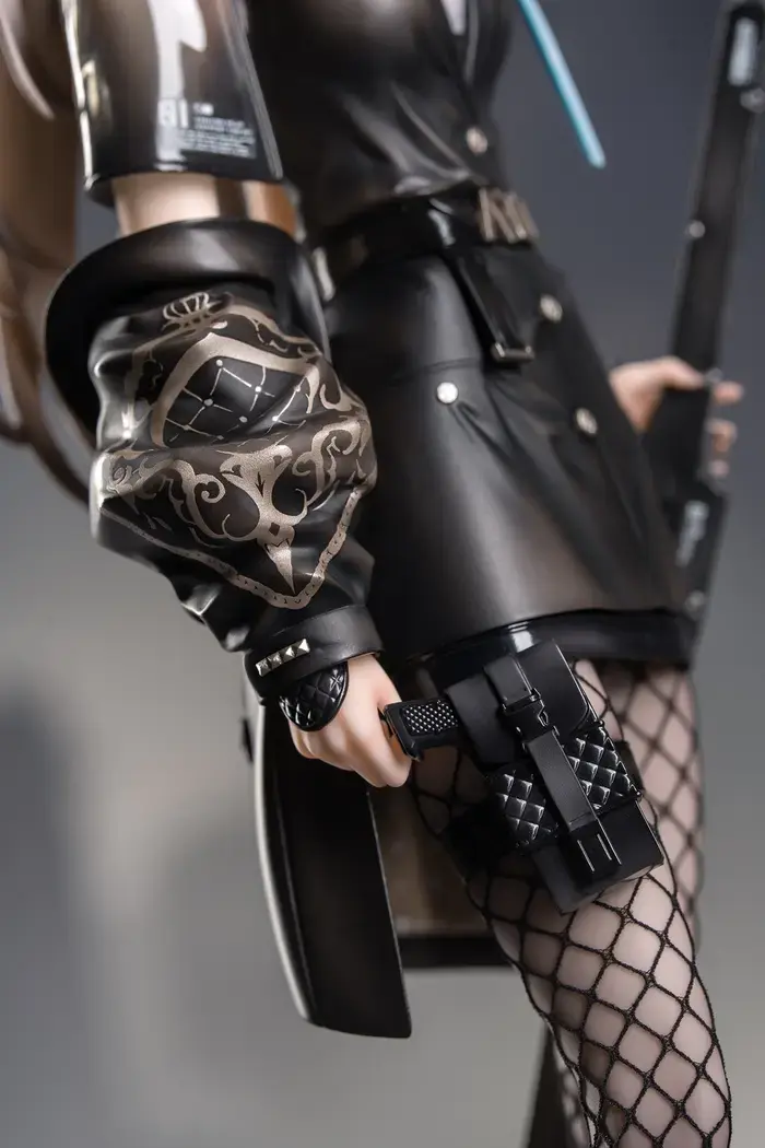 Thumbnail: A-Z:[B] -full dress- 1/7 Scale Figure