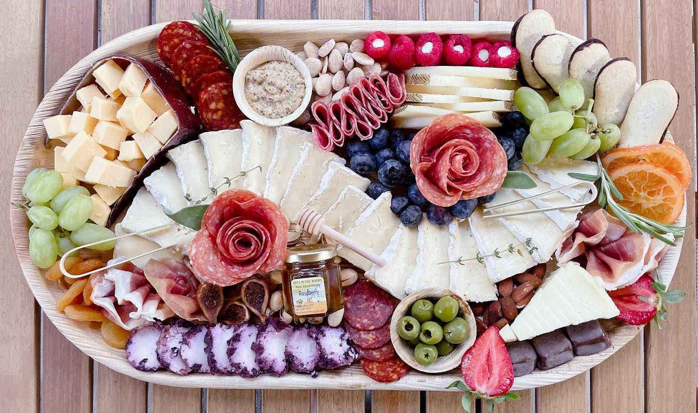 Crowd Pleaser Platter