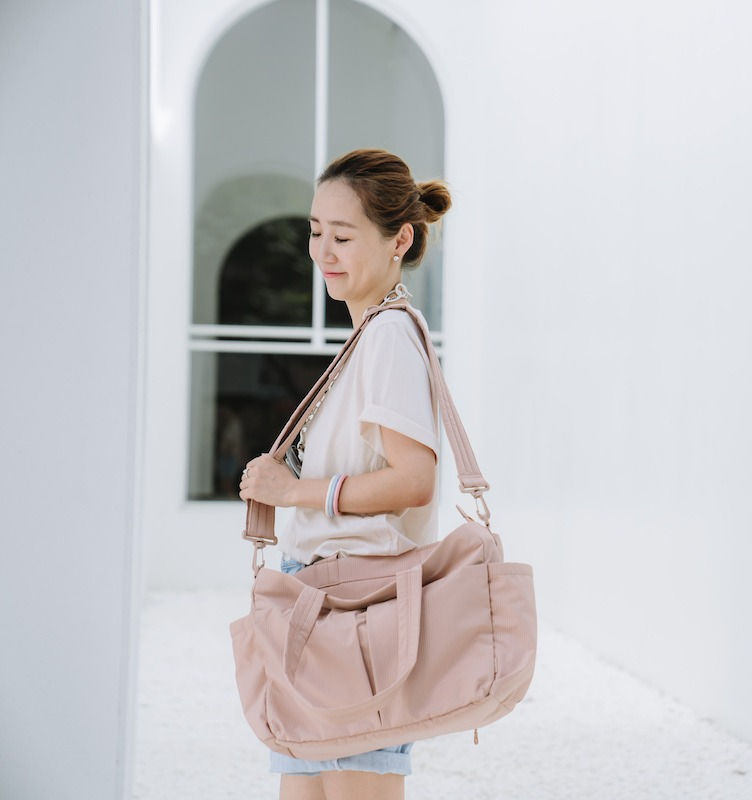 Thumbnail: Light Tote L | Milk Tea