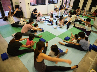 Toddlers Yoga with Cherry Yoga @ Sun, 6th Oct, 10-11am