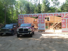 Here we grow Again - We have walls!!