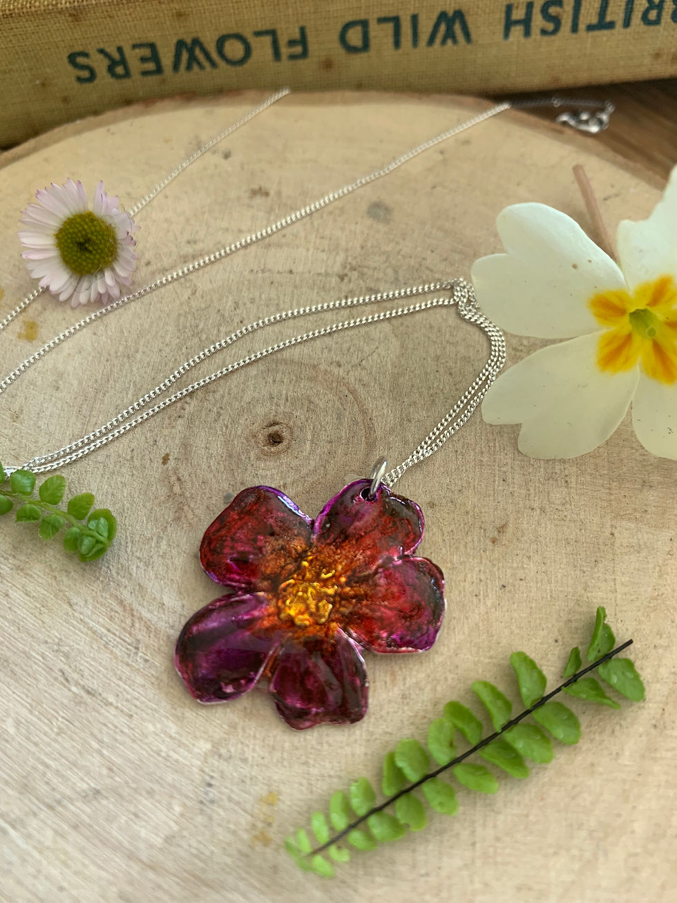 Make Colourful Silver Clay Pendants: Silver Clay & Alcohol Inks Workshop