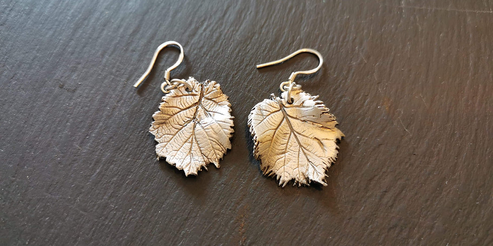 Southampton - Beginners jewellery workshop using silver clay (£95)
