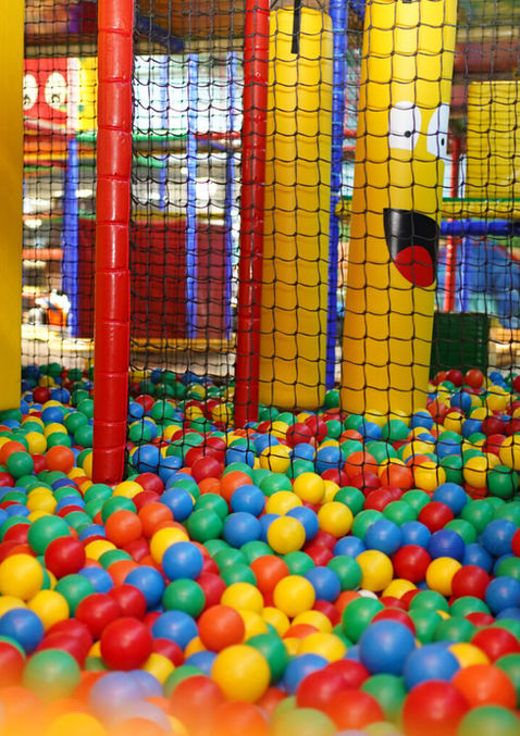 Indoorspielplatz Für Jugendliche In Der Nähe Maxiland Indoorspielpark | Indoorspielplatz | Neustadt 28, Giessen, Germany