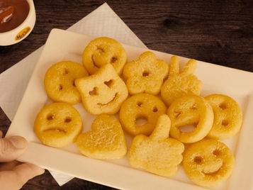 Outback lança batatas fritas em formato de emoticons