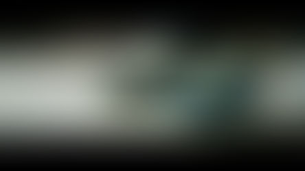 Adidas vende pares de tênis do mesmo pé