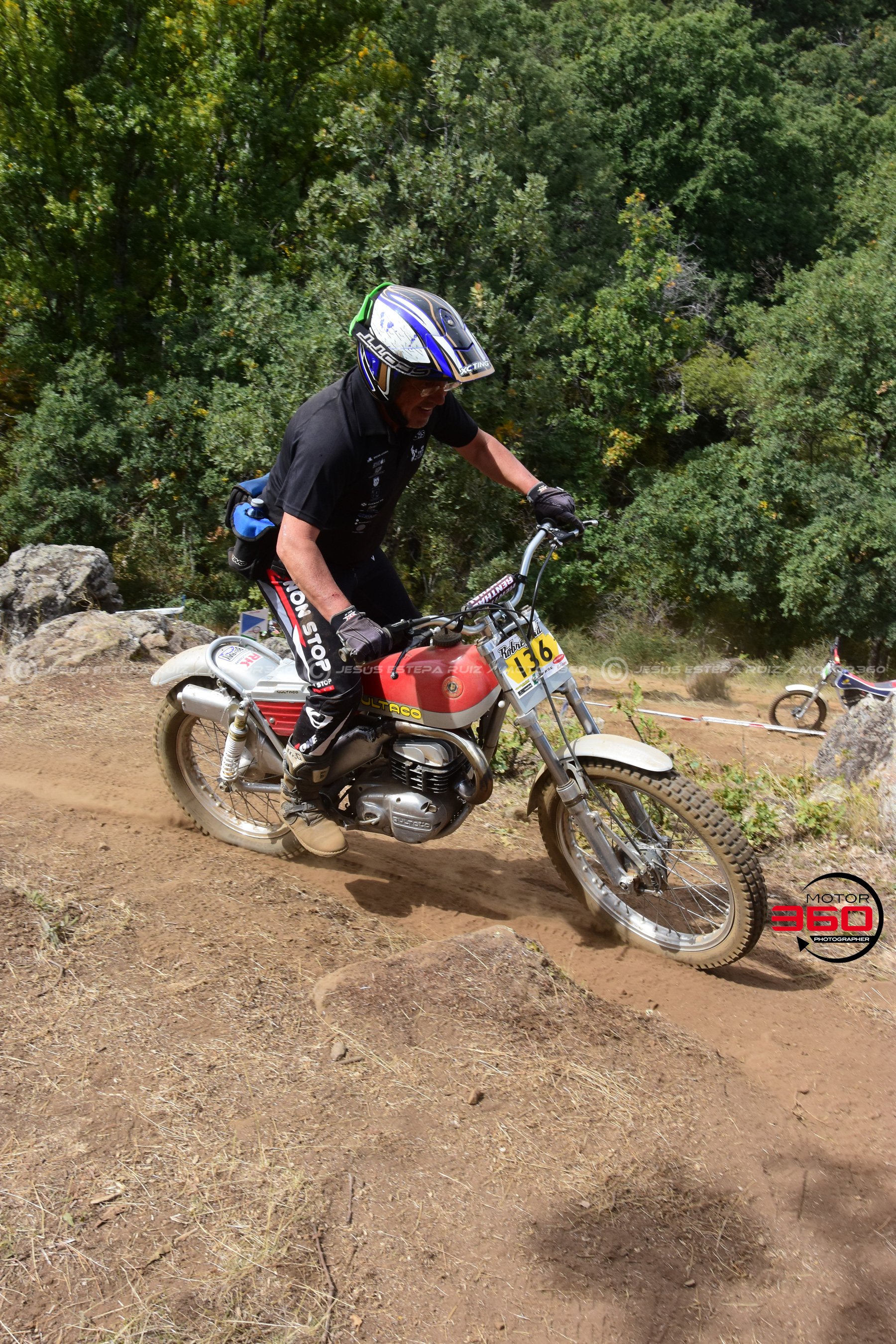 136_ROB_9797