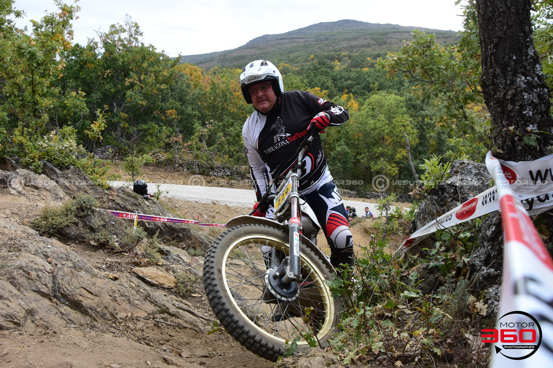 229_ROB_9202