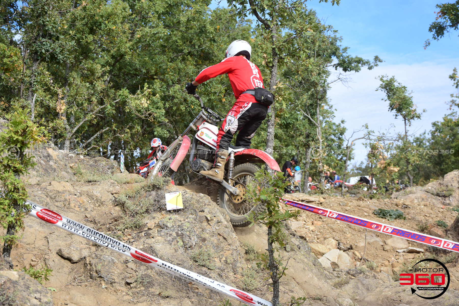 036_ROB_9519