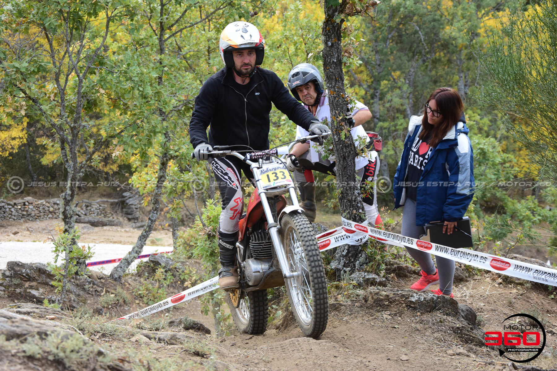 133_ROB_9330