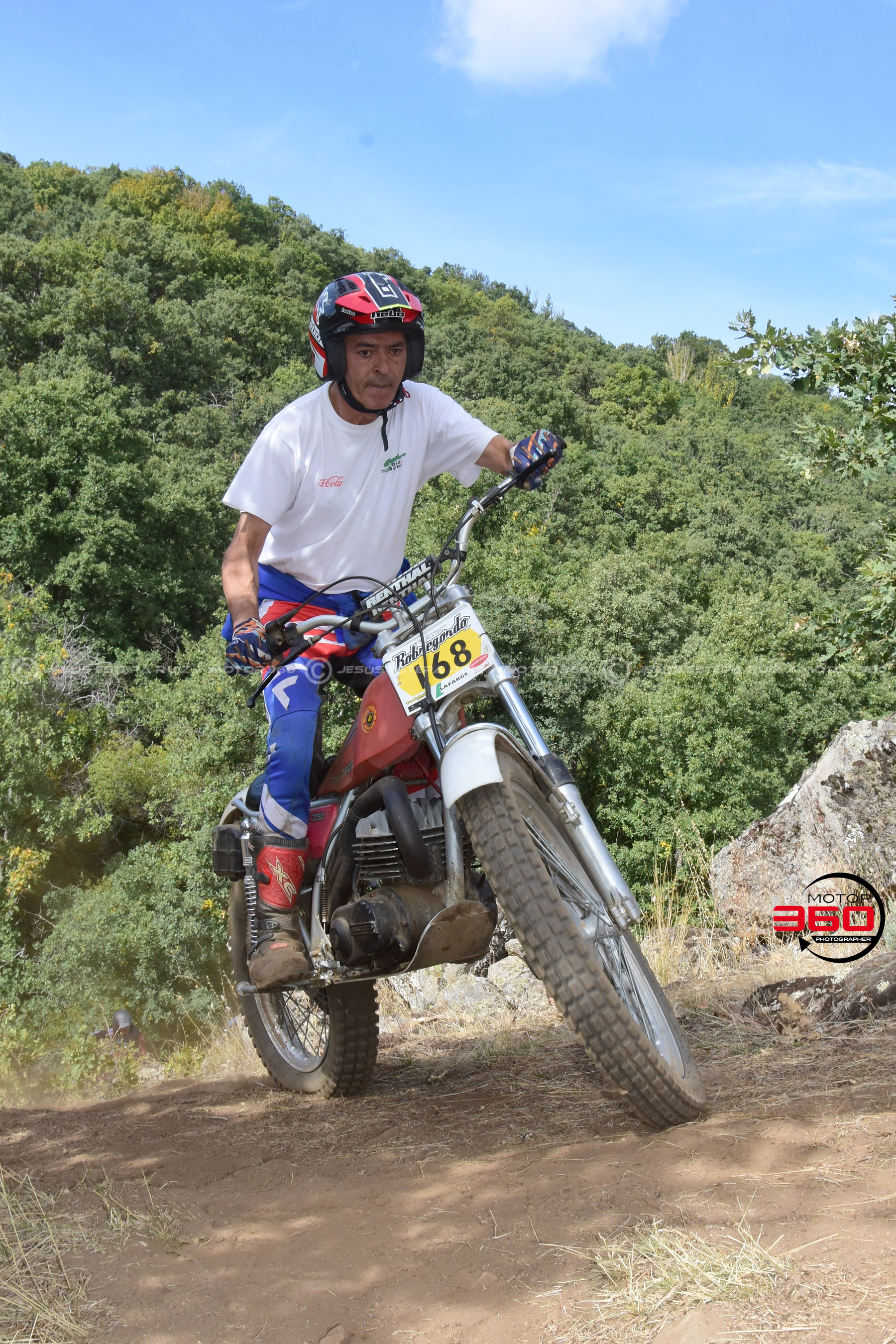 168_ROB_9696