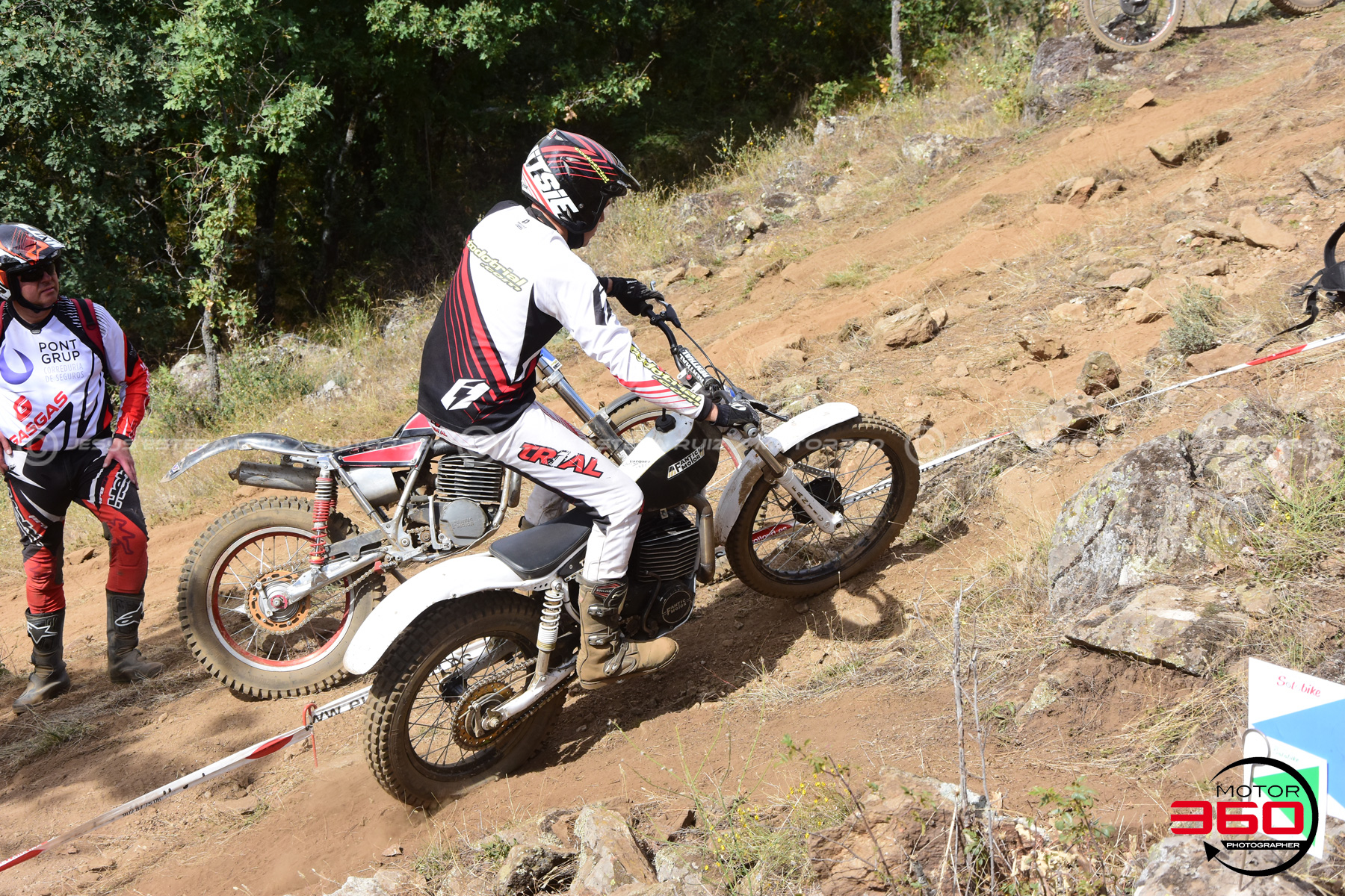 009_ROB_9943