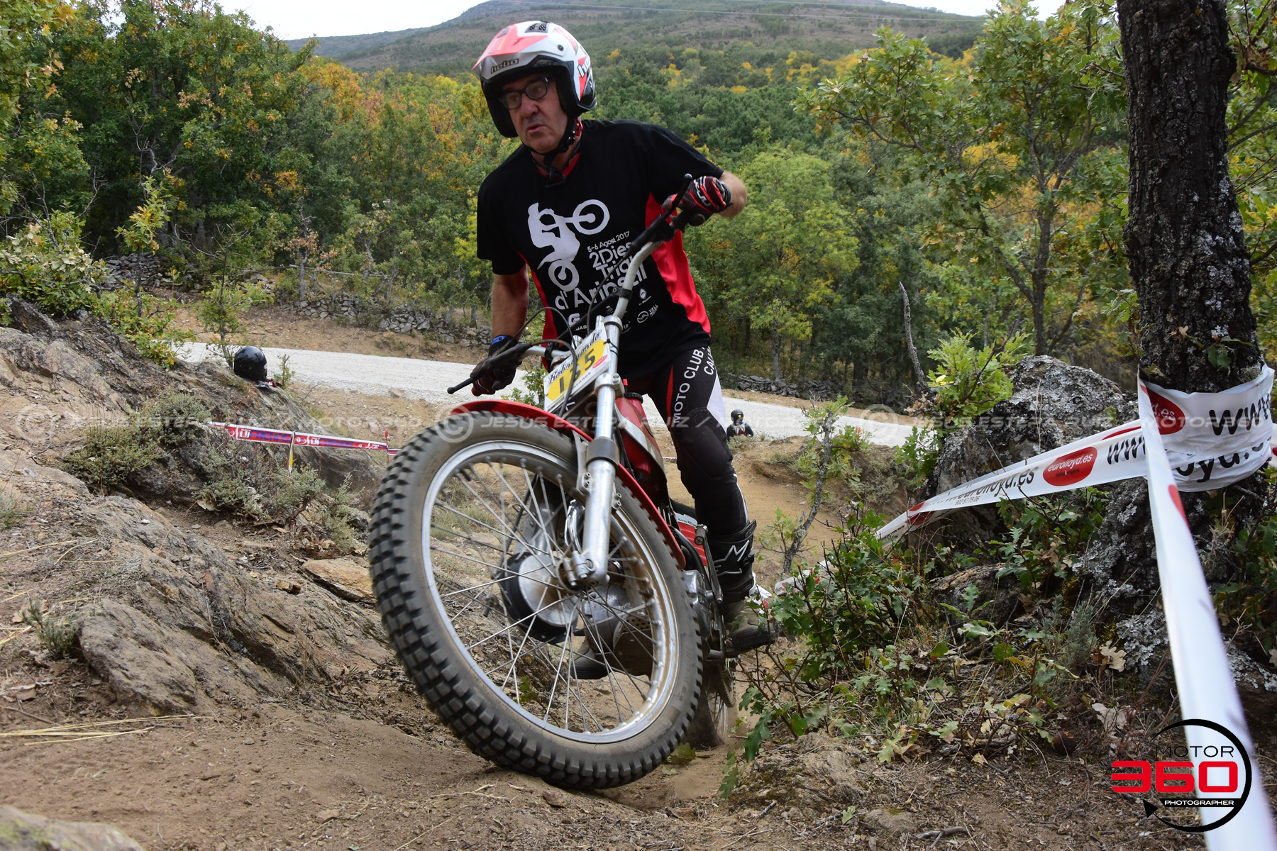 135_ROB_9195