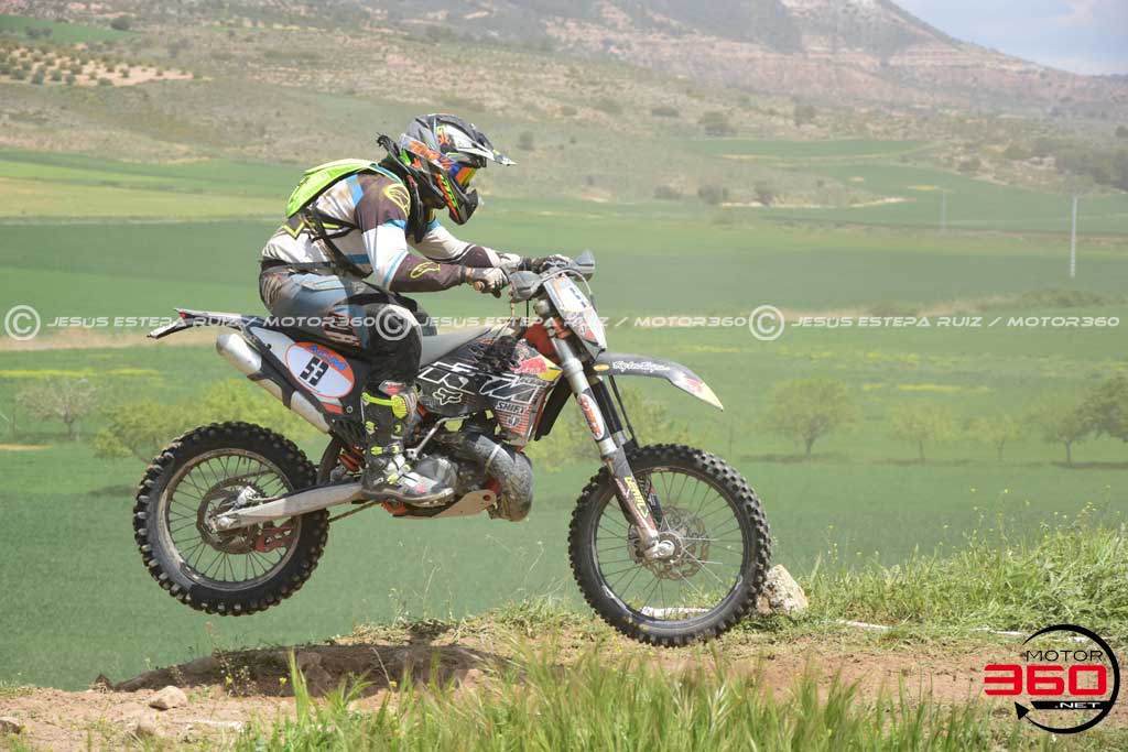 053_ROB_6682