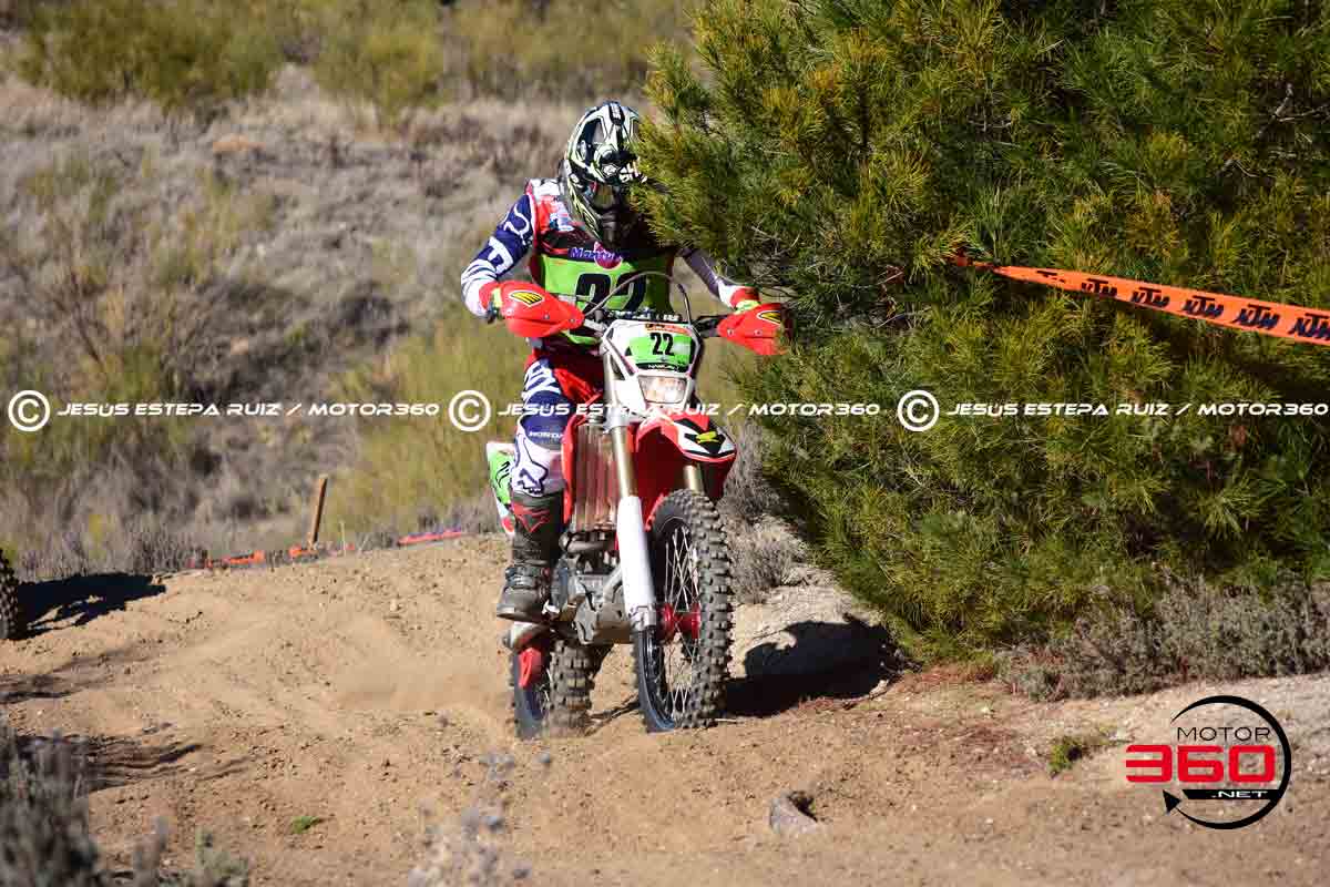 022_ROB_2854
