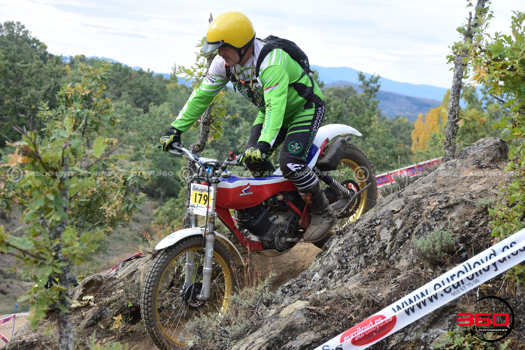 179_ROB_9392